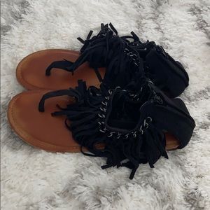 Fringe sandals